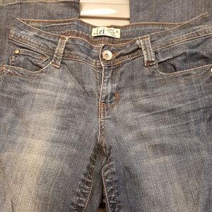 l.e.i. Jeans